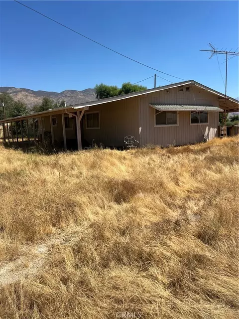 1177 De Anza Dr, San Jacinto, CA 92582