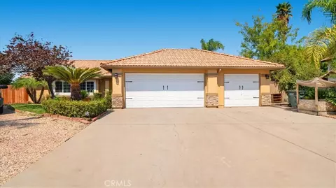 1573 Napa Ct, San Jacinto, CA 92583