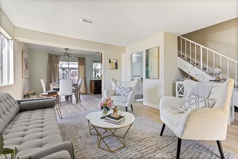 824 N Pasadena Ave #15, Azusa, CA 91702