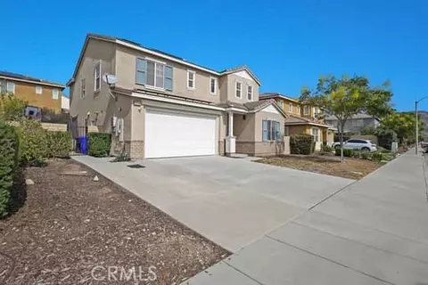 18264 Lapis Ln, San Bernardino, CA 92407