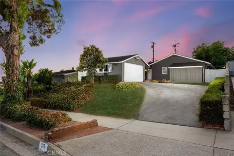 1315 N Michillinda Ave, Pasadena, CA 91107