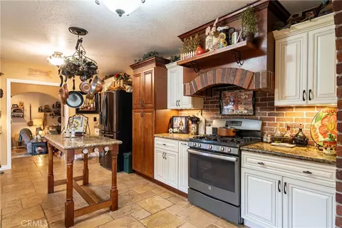 Other - 208 E 3rd St, San Dimas, CA 91773 photo 5 of 20