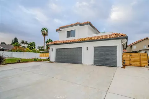 2850 Fuchsia Pl, Riverside, CA 92503