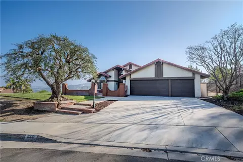 1000 S Easthills Dr, West Covina, CA 91791
