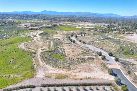 7496 Via Montecito, Riverside, CA 92506 photo 8