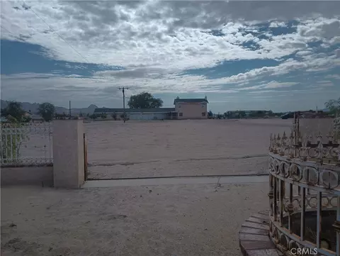 11189 Camp Rock Rd, Lucerne Valley, CA 92356 photo 1