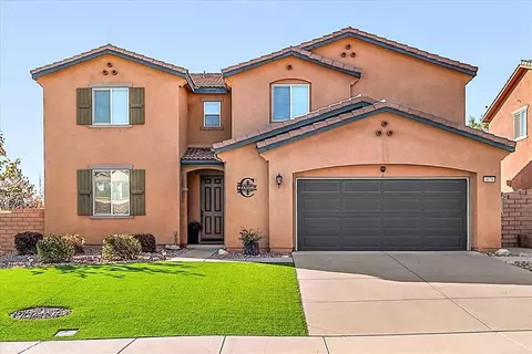 4076 Grand Fir Ln, San Bernardino, CA 92407
