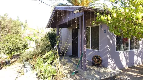 642 N Santa Fe St, Hemet, CA 92543