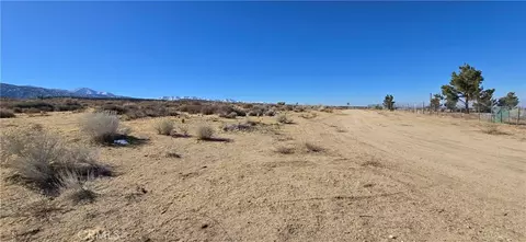 5 Avenue Y6, Llano, CA 93544 photo 13