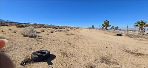 5 Avenue Y6, Llano, CA 93544 photo 9