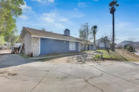 10856 Valley Dr, Riverside, CA 92505
