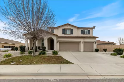 18005 Iolite, San Bernardino, CA 92407