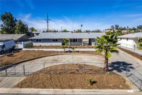510 Cherokee Rd, Perris, CA 92570