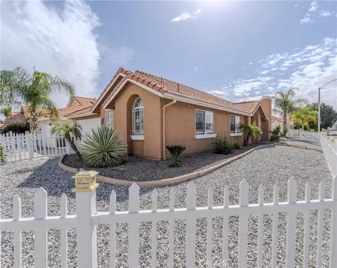 2699 Alegre Ave, Hemet, CA 92545