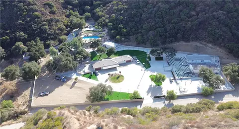 2400 Mabey Canyon Rd, Corona, CA 92882