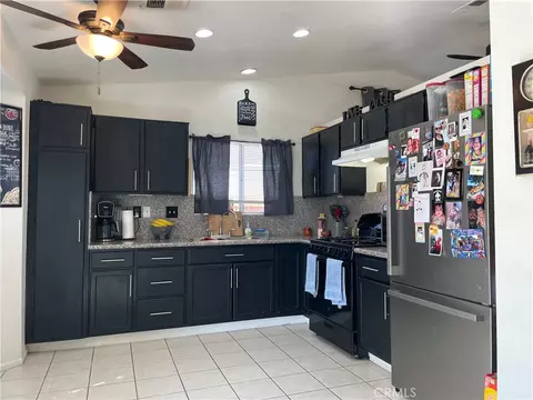 Kitchen - 11417 Star St, Adelanto, CA 92301 photo 1 of 1