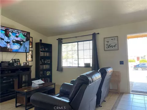 11417 Star St, Adelanto, CA 92301 photo 3