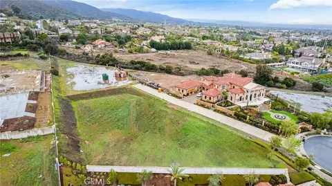 1252 Via Venezia, Corona, CA 92881