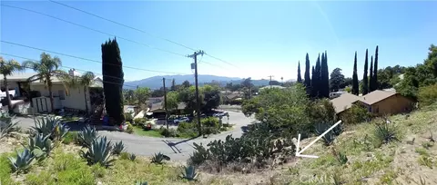 6369 W Sister Elsie Dr, Tujunga, CA 91042