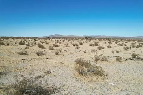 53 La Habra Ave, Adelanto, CA 92301