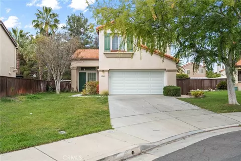 Exterior - 32865 Naples Ct, Temecula, CA 92592 photo 6 of 8