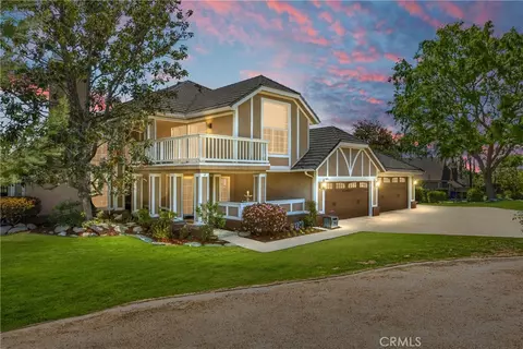 880 E 24th St, Upland, CA 91784