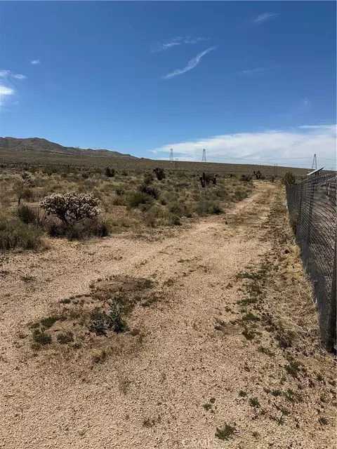 0 Draco Rd, Lucerne Valley, CA 92356 photo 3
