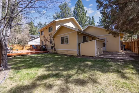 Exterior - 715 E Mountain View Blvd, Big Bear City, CA 92314 photo 21 of 21