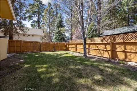 Exterior - 715 E Mountain View Blvd, Big Bear City, CA 92314 photo 19 of 21