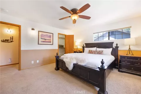 Bedroom - 715 E Mountain View Blvd, Big Bear City, CA 92314 photo 8 of 15