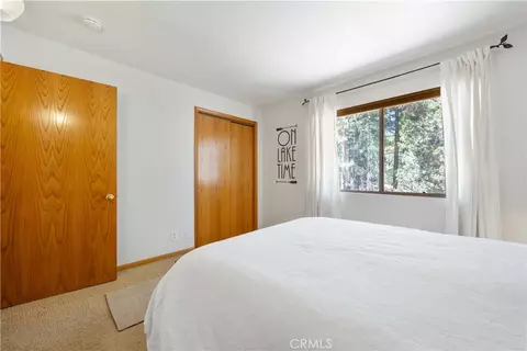 Bedroom - 715 E Mountain View Blvd, Big Bear City, CA 92314 photo 13 of 15