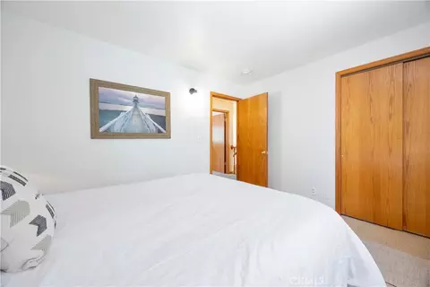 Bedroom - 715 E Mountain View Blvd, Big Bear City, CA 92314 photo 12 of 15