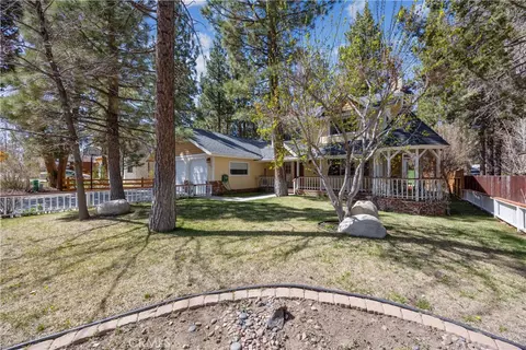 Exterior - 715 E Mountain View Blvd, Big Bear City, CA 92314 photo 2 of 21