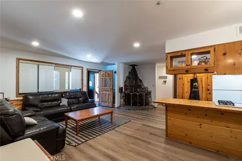 Living - 41505 Alder Dr, Forest Falls, CA 92339 photo 1 of 2