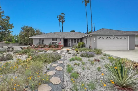 649 Sycamore Ave, Claremont, CA 91711
