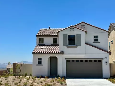 7154 Paul Green Dr, Highland, CA 92346