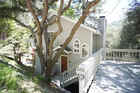 Exterior - 319 Dorn Dr, Crestline, CA 92325 photo 3 of 6