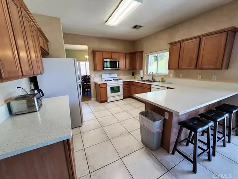 Kitchen - 43620 Brahea Ct, Indio, CA 92201 photo 4 of 4