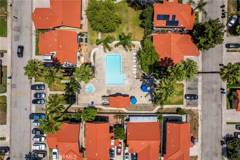 View/Area - 1407 Sycamore Ln, San Bernardino, CA 92408 photo 4 of 5