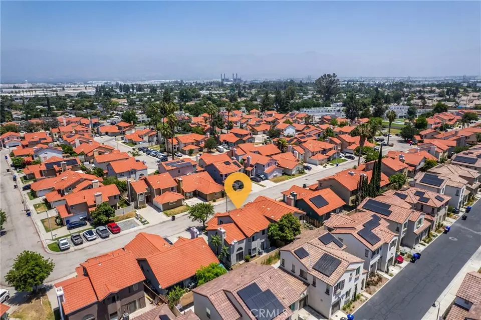 View/Area - 1407 Sycamore Ln, San Bernardino, CA 92408 photo 2 of 5