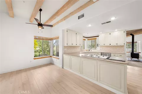 1116 Ca-2, Wrightwood, CA 92397 photo 12