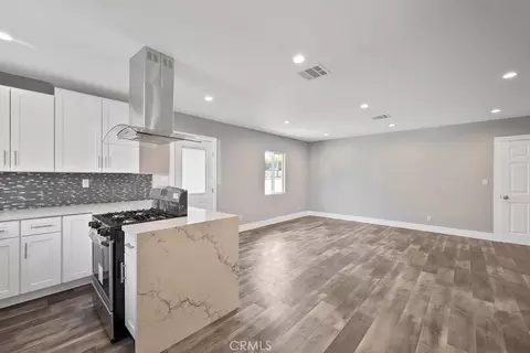 Living - 7719 Nestle Ave, Reseda, CA 91335 photo 3 of 4
