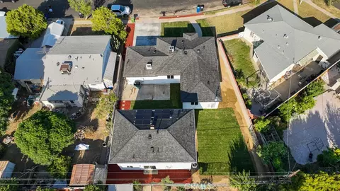 View/Area - 7719 Nestle Ave, Reseda, CA 91335 photo 4 of 7