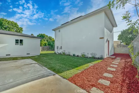 Exterior - 7719 Nestle Ave, Reseda, CA 91335 photo 4 of 5