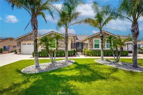 6582 N Caleb Ln, San Bernardino, CA 92407