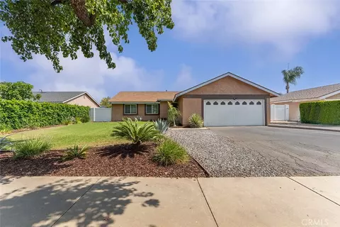 9595 Altadena Dr, Riverside, CA 92503