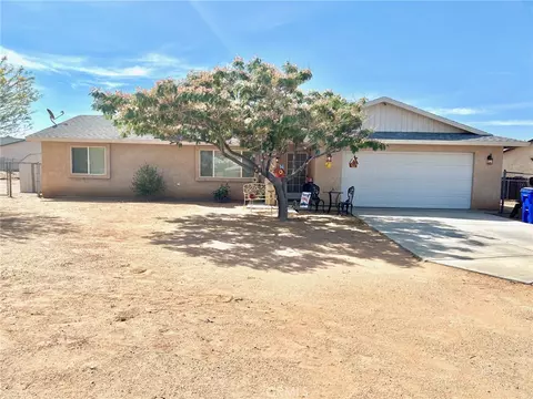 16633 Neenach Rd, Apple Valley, CA 92307