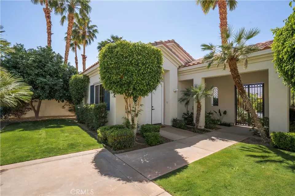 Exterior - 56610 Muirfield, La Quinta, CA 92253 photo 3 of 8