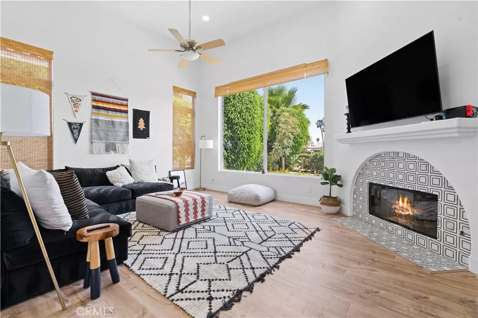 Living - 56610 Muirfield, La Quinta, CA 92253 photo 4 of 4