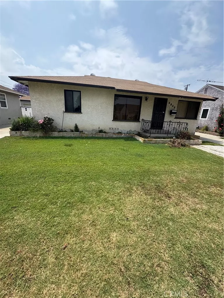 6049 Pennswood Ave, Lakewood, CA 90712 | MLS# CV25144834 | 3 Photos ...